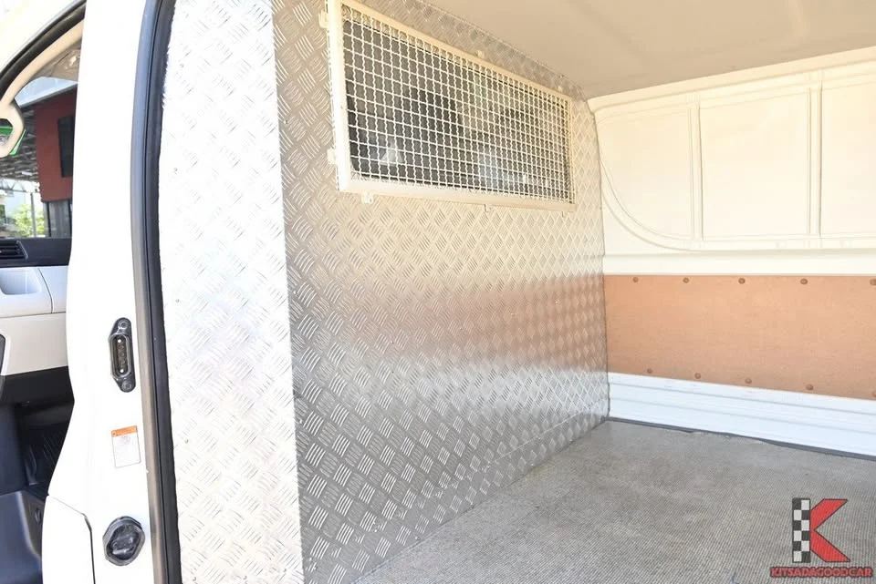 2022 Toyota HiAce VI (H300) 3