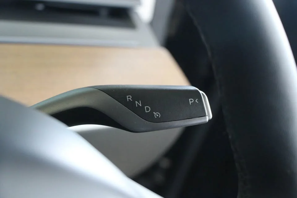 2023 Tesla Model 3 2