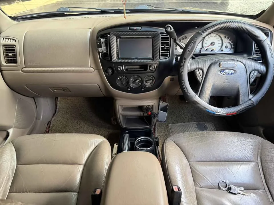 2004 Ford Escape I 2