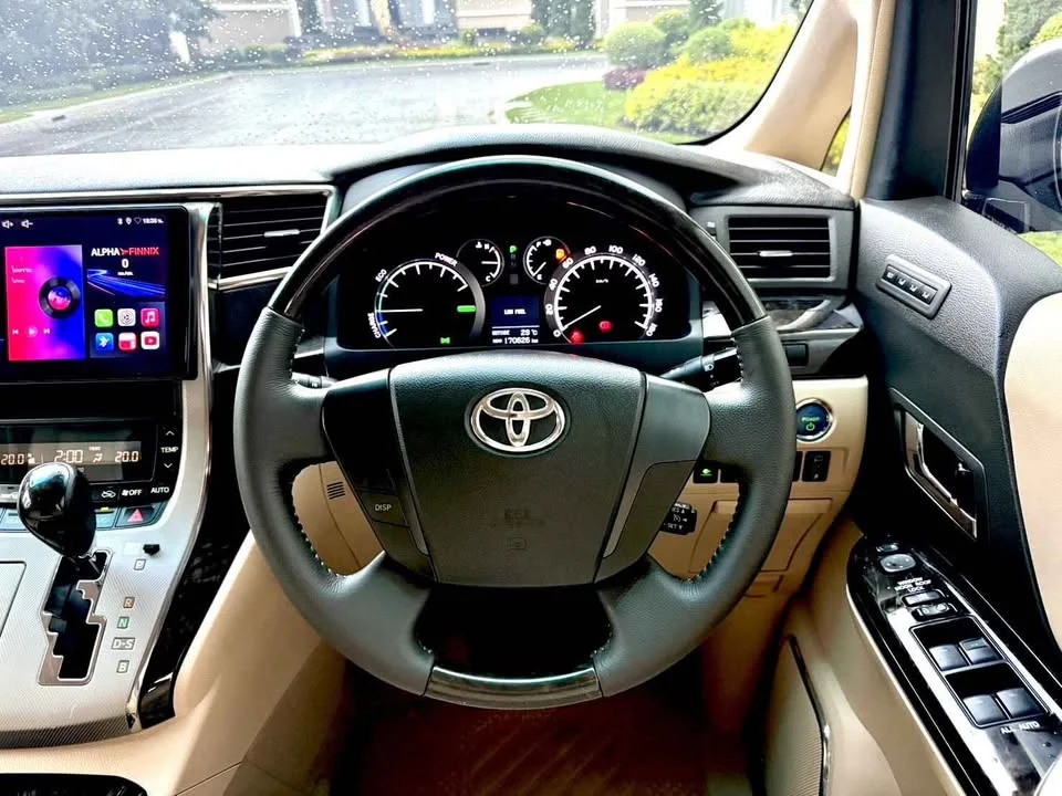 2013 Toyota Alphard, Vellfire II (AH20) 3