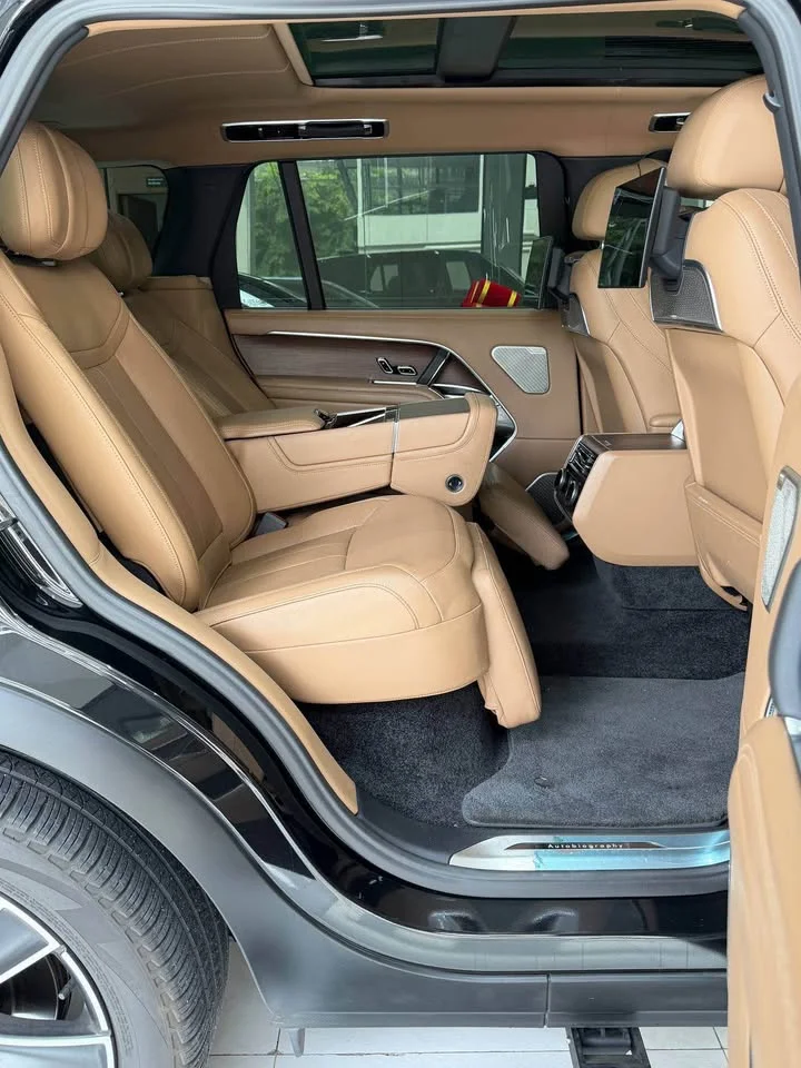 2024 Land Rover Range Rover V 2