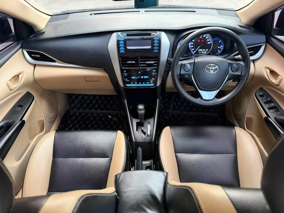 2018 Toyota Yaris ATIV III 2