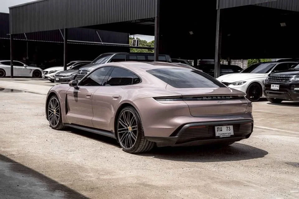 2021 Porsche Taycan 9J1 3