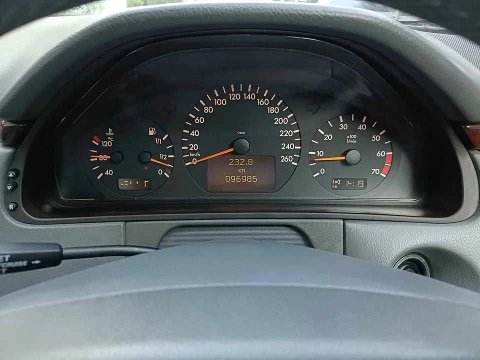 2002 Benz E-Class W210 2