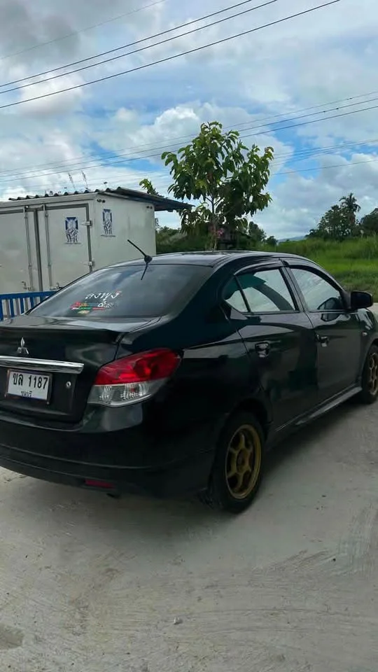 2015 Mitsubishi Attrage VI 2