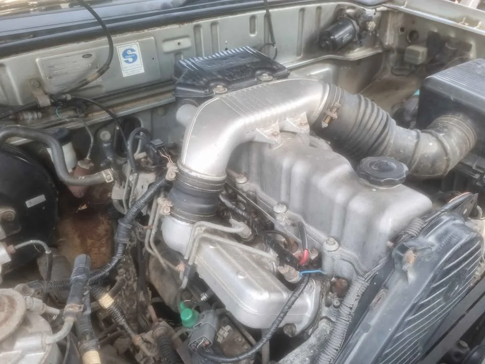 2002 Mazda 2500 Fighter V 3