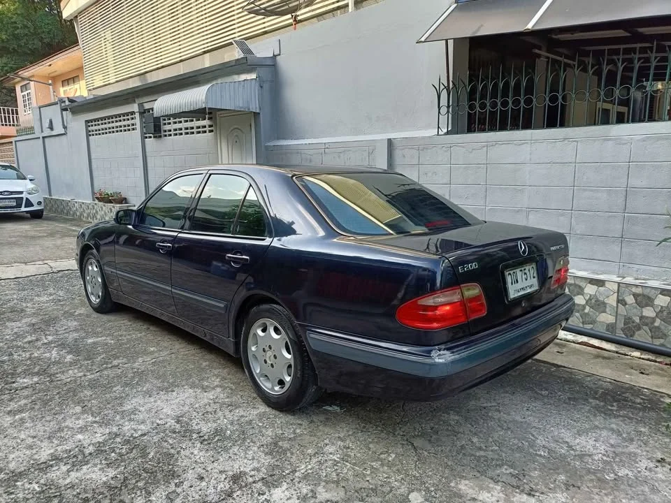 2002 Benz E-Class W210 2