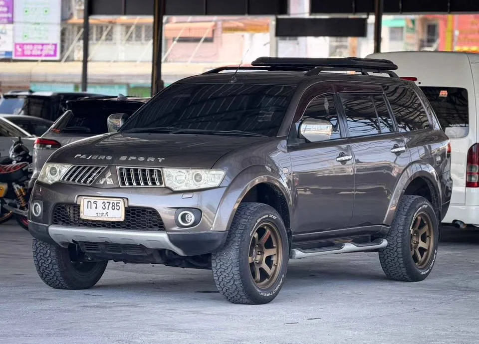 2011 Mitsubishi Pajero Sport II 3
