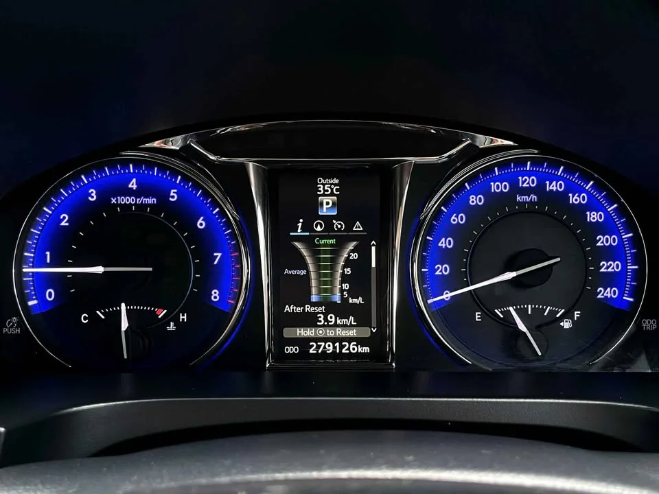 2017 Toyota Camry VII (XV50) 2