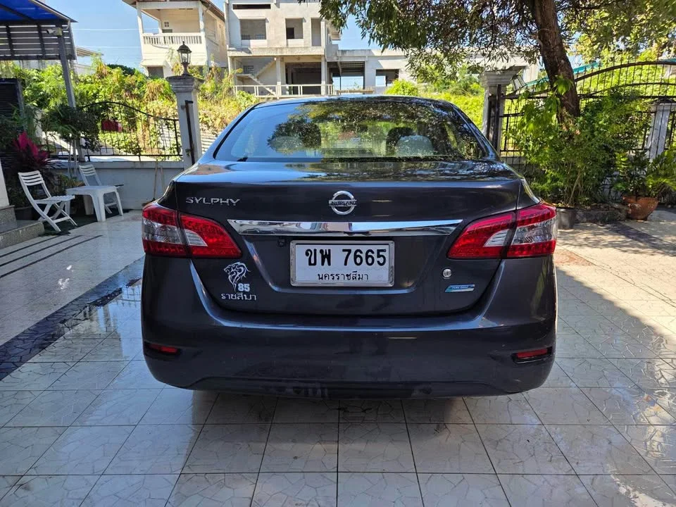 2012 Nissan Sylphy III (B17) 2