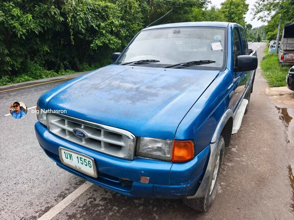2000 Mazda 2500 Fighter V 3