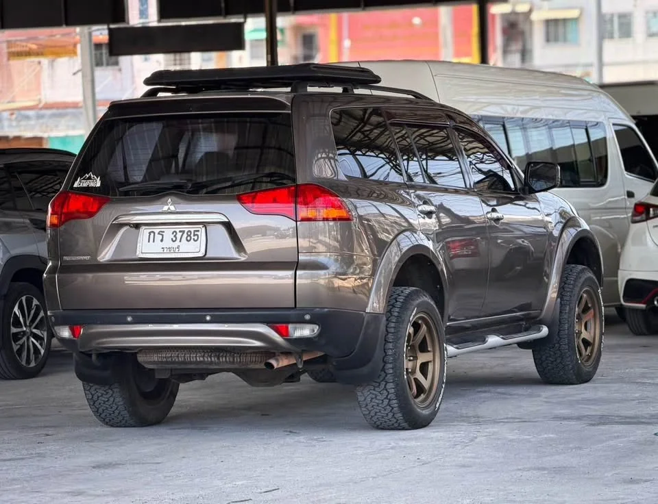 2011 Mitsubishi Pajero Sport II 3