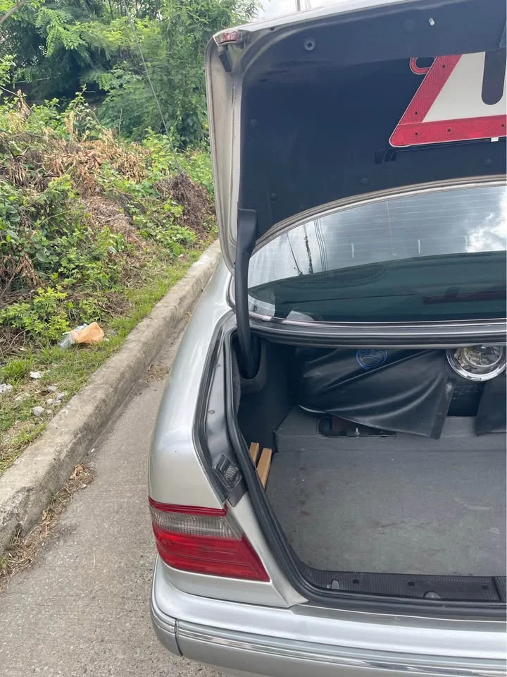2002 Benz E-Class W210 3
