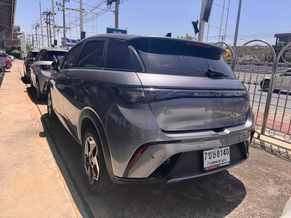 2025 BYD Dolphin 2