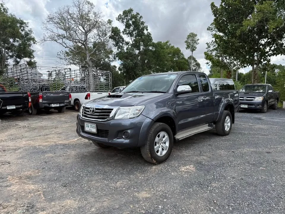 2012 Toyota Hilux VII 3