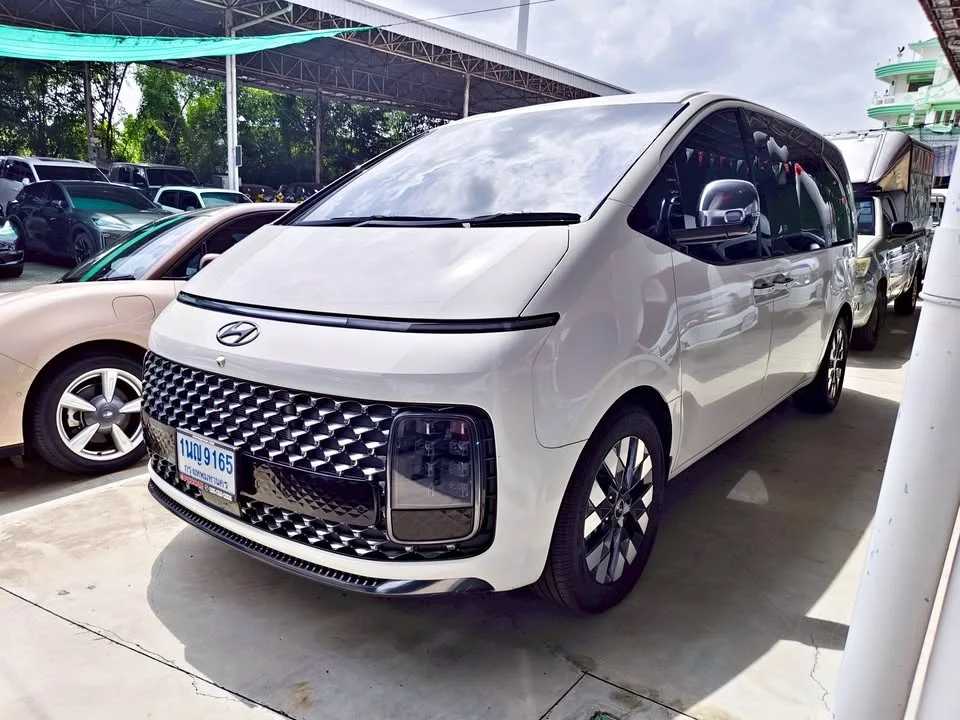 2022 Hyundai Staria US4 2