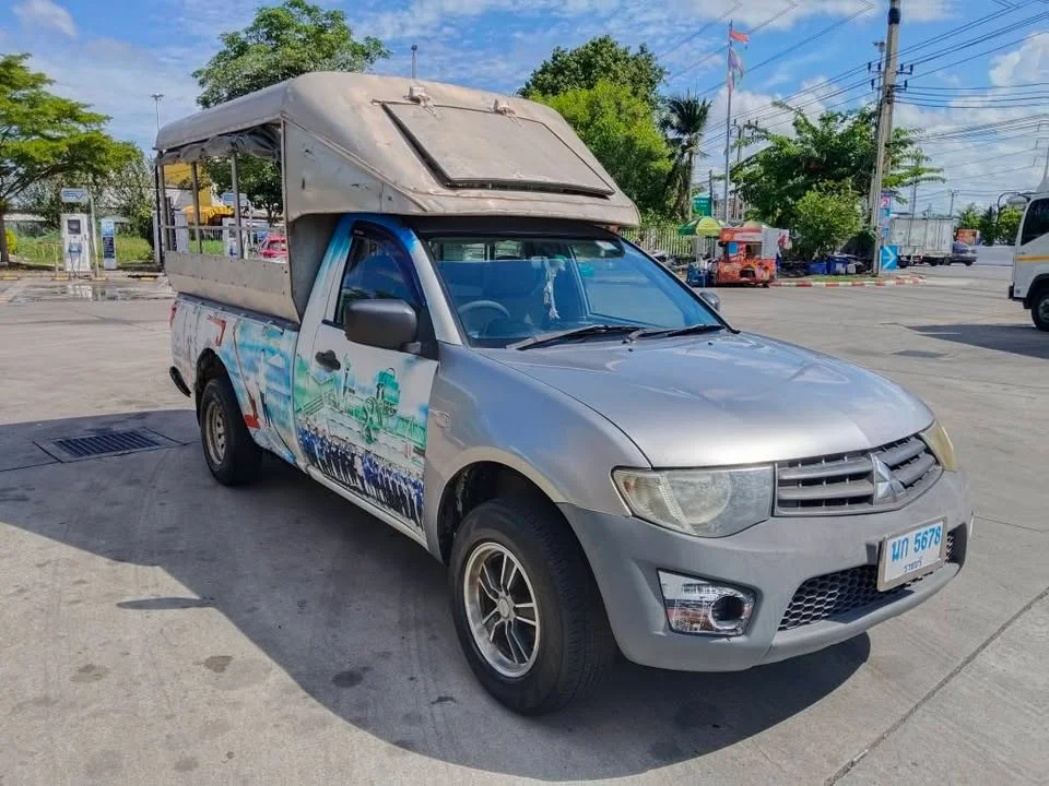 2012 Mitsubishi Triton IV 3