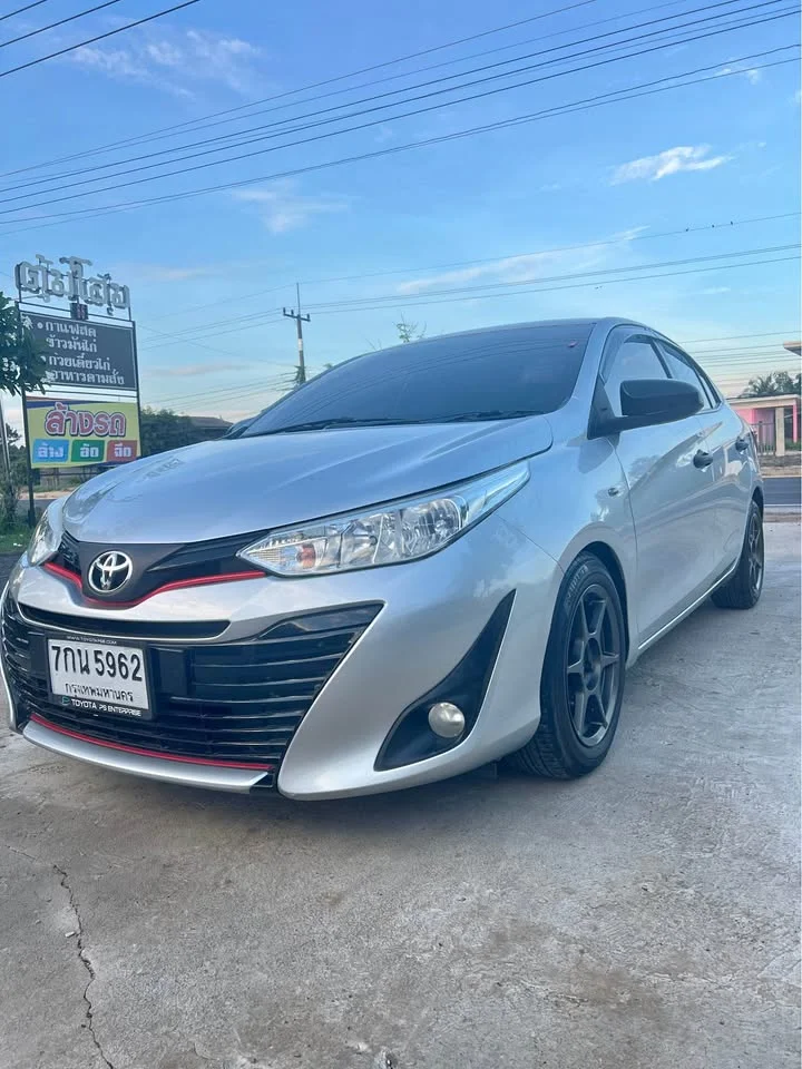2018 Toyota Yaris ATIV III 3