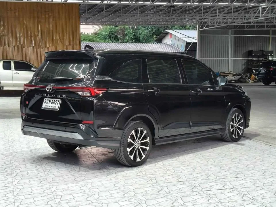 2022 Toyota Veloz III 3