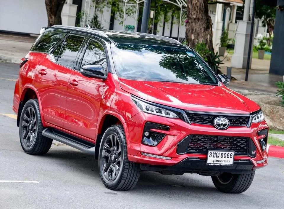 2022 Toyota Fortuner II 2