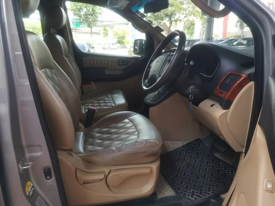 2011 Hyundai H-1 II 3