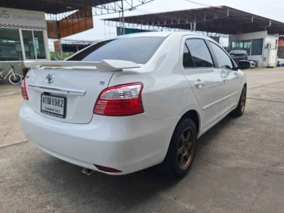 2010 Toyota Vios II 3