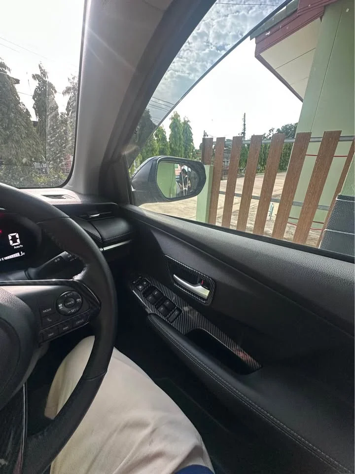 2025 Toyota Yaris ATIV IV 2