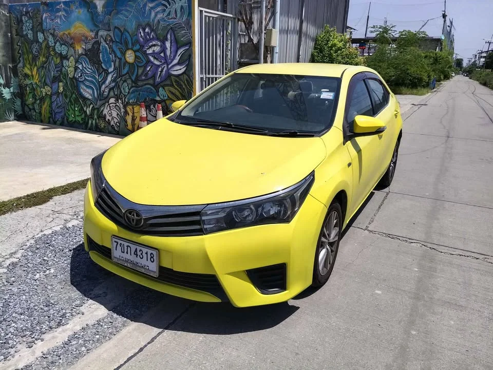 2014 Toyota Corolla Altis XI (E170) 3