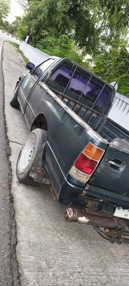 1993 Isuzu TFR III 3