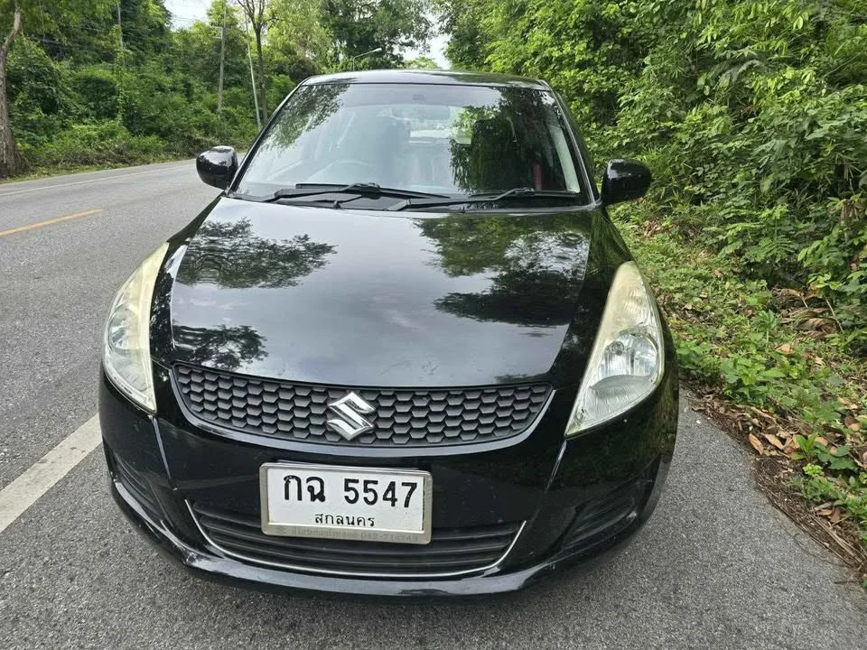 2013 Suzuki Swift II 2