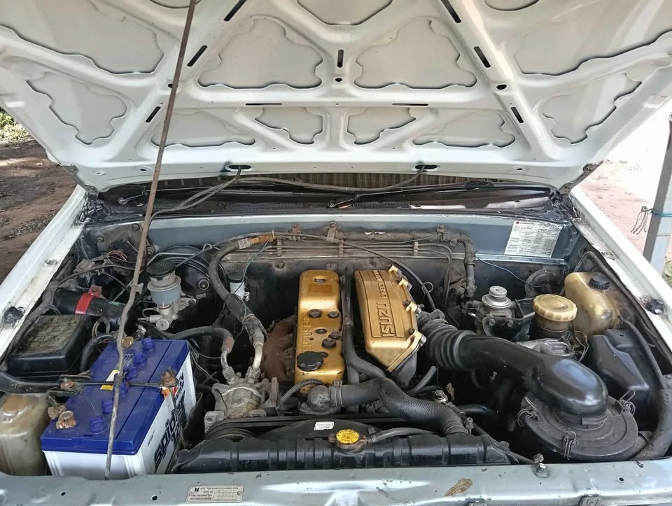 1999 Isuzu Faster Dragon Eyes III 2