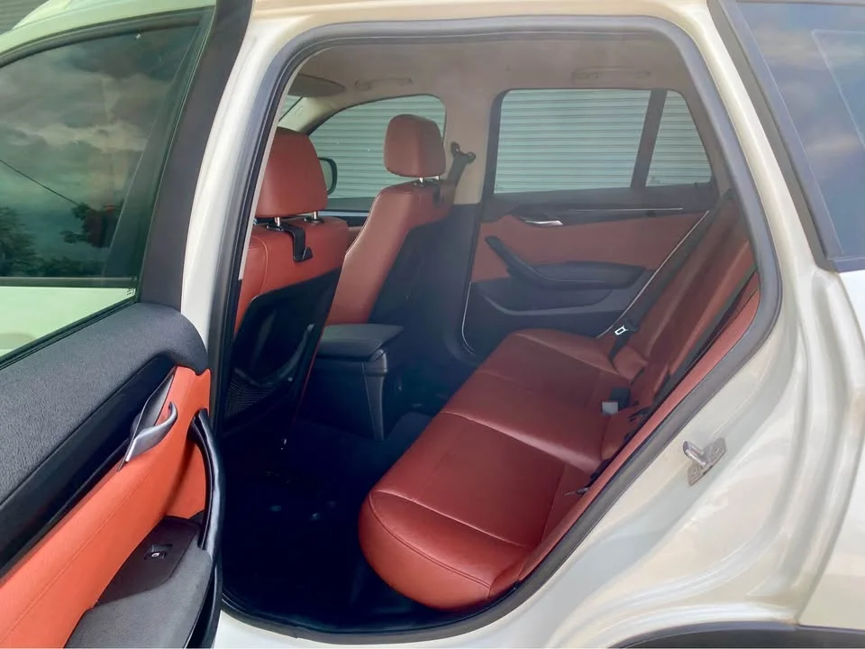 2556 BMW X1 E84 3