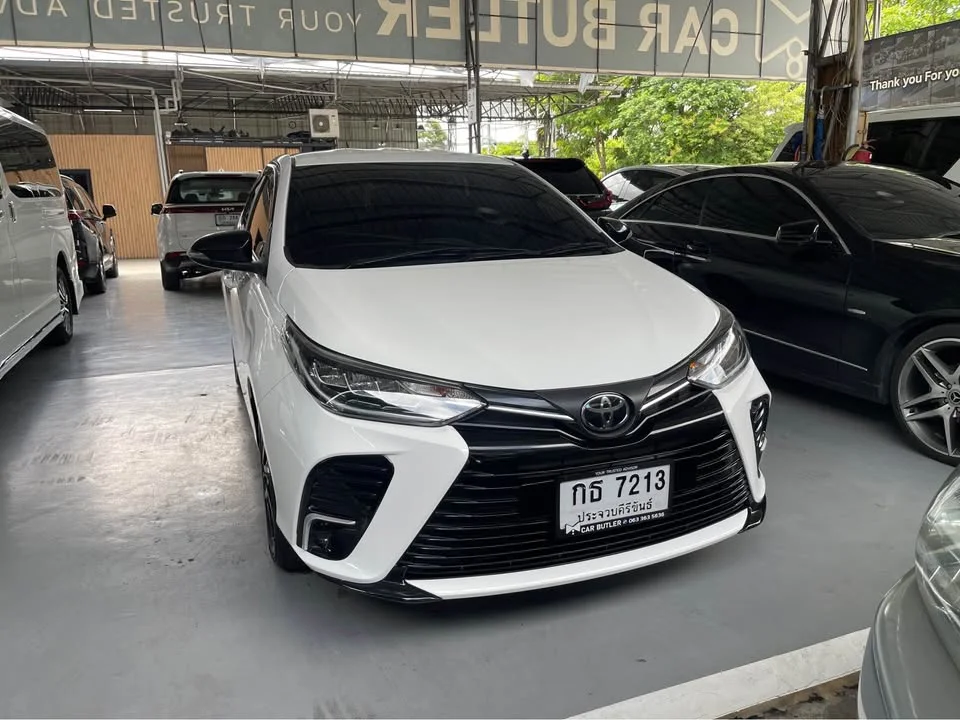 2021 Toyota Yaris ATIV III 3