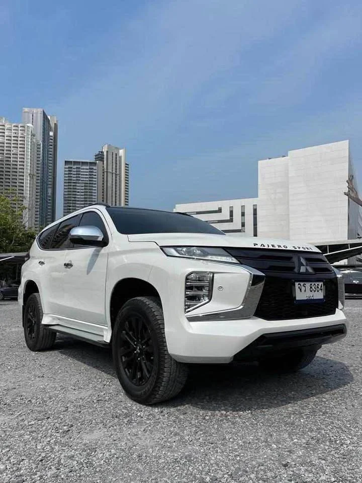 2020 Mitsubishi Pajero Sport III 2