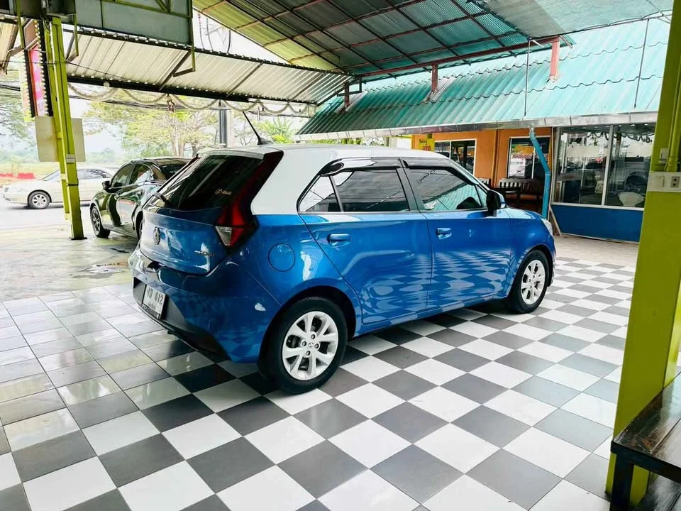 2018 MG 3 II 3
