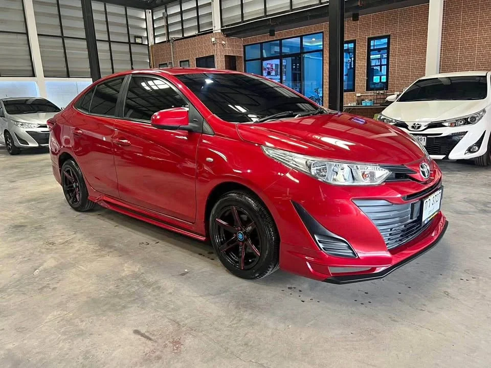 2019 Toyota Yaris ATIV III 3