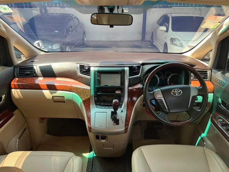 2010 Toyota Alphard, Vellfire II (AH20) 2