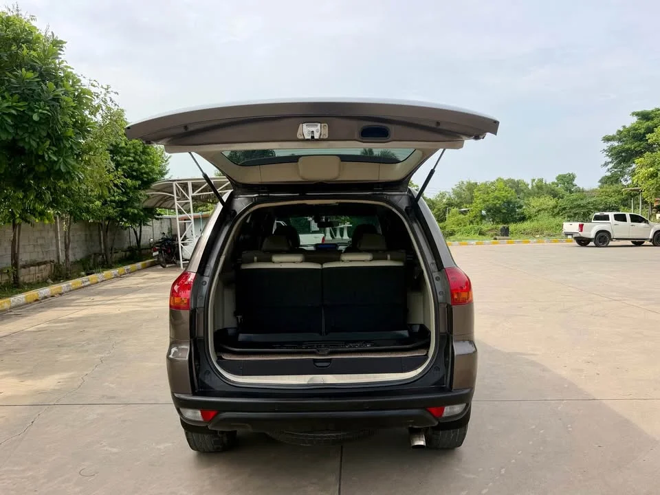 2011 Mitsubishi Pajero Sport II 3