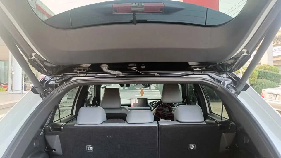 2023 Toyota Yaris Cross AC200 3