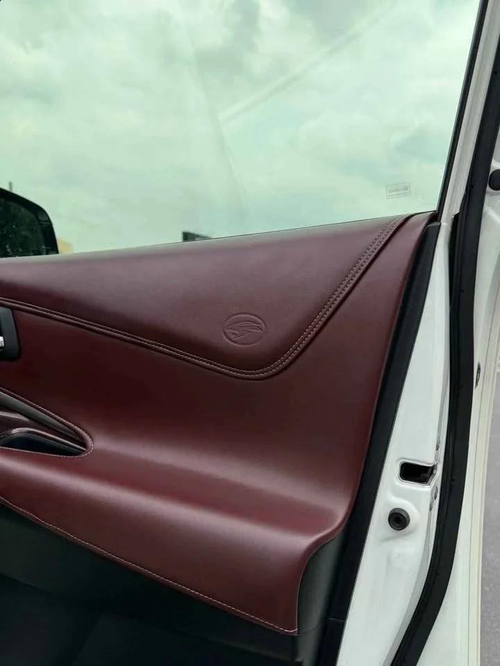 2014 Toyota Harrier III 3