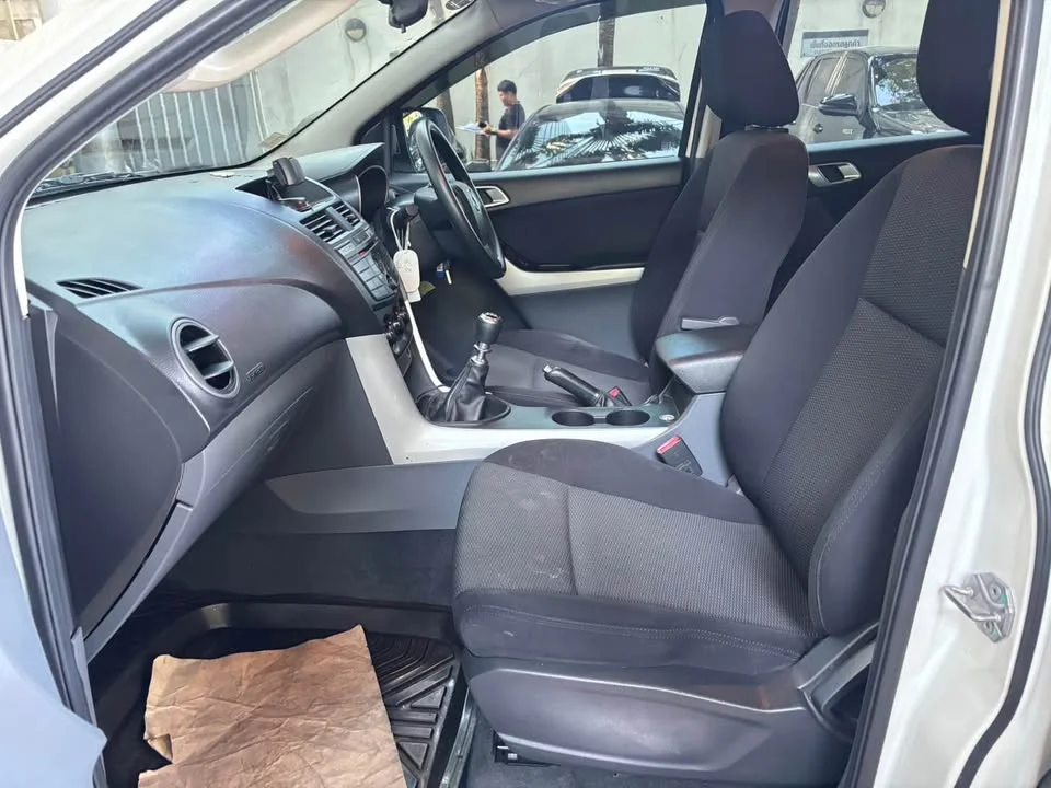 2013 Mazda BT-Series II 3