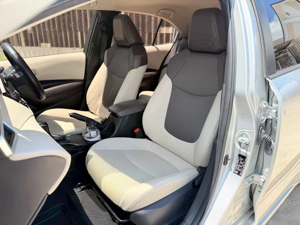 2019 Toyota Corolla Altis XII (E210) 3