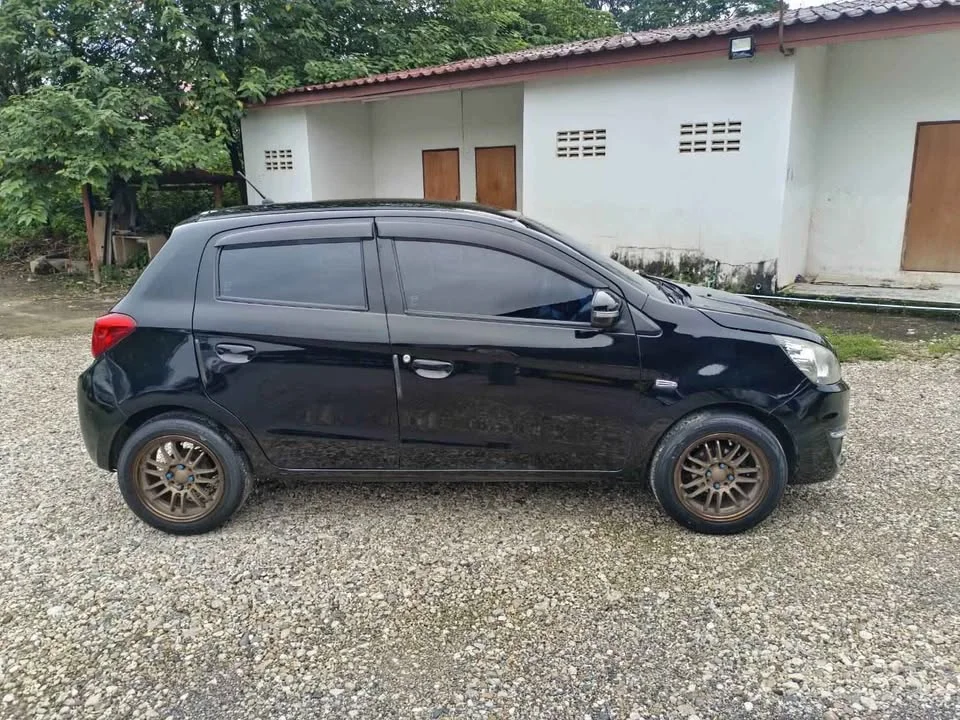 2018 Mitsubishi Mirage VI 2