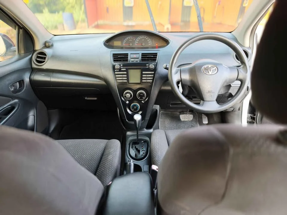 2010 Toyota Vios II 3