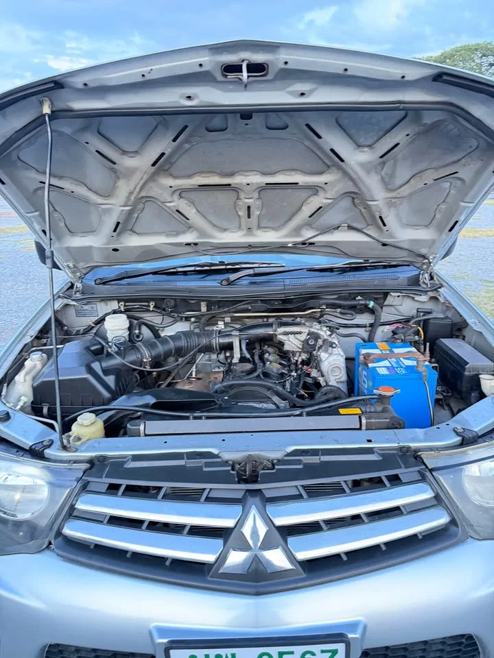 2011 Mitsubishi Triton IV 3