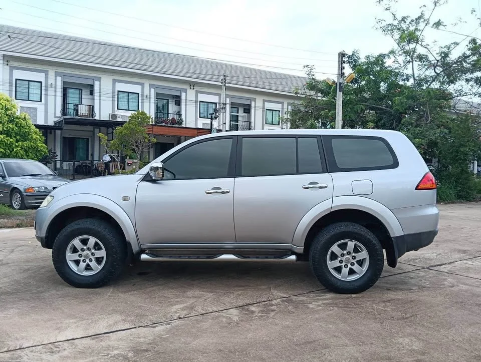 2009 Mitsubishi Pajero Sport II 3
