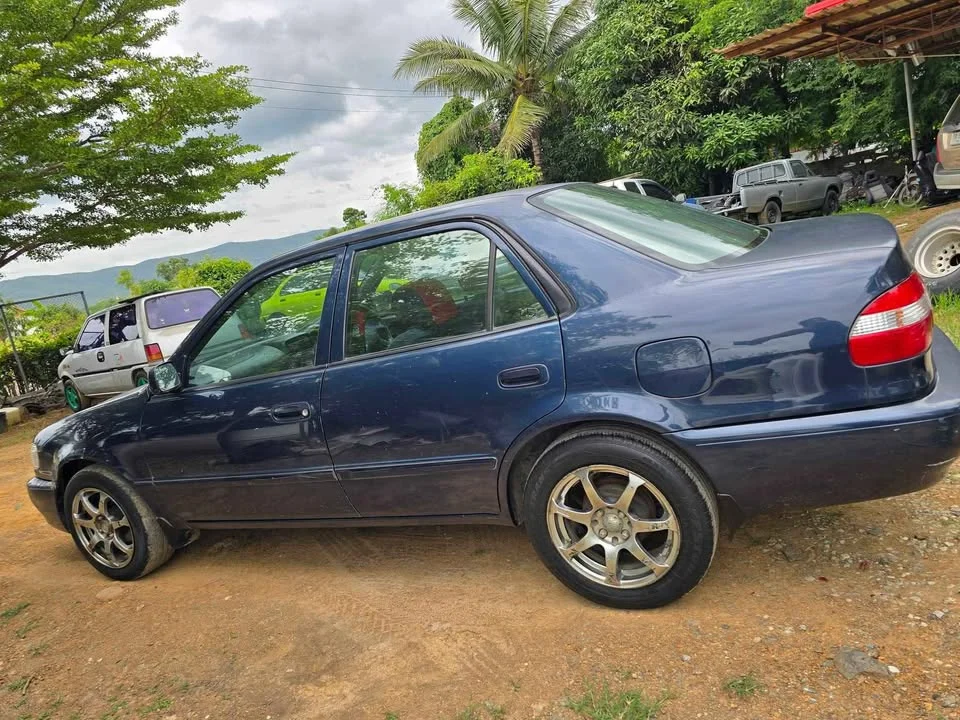 1998 Toyota Corolla Altis VIII (E110) 3