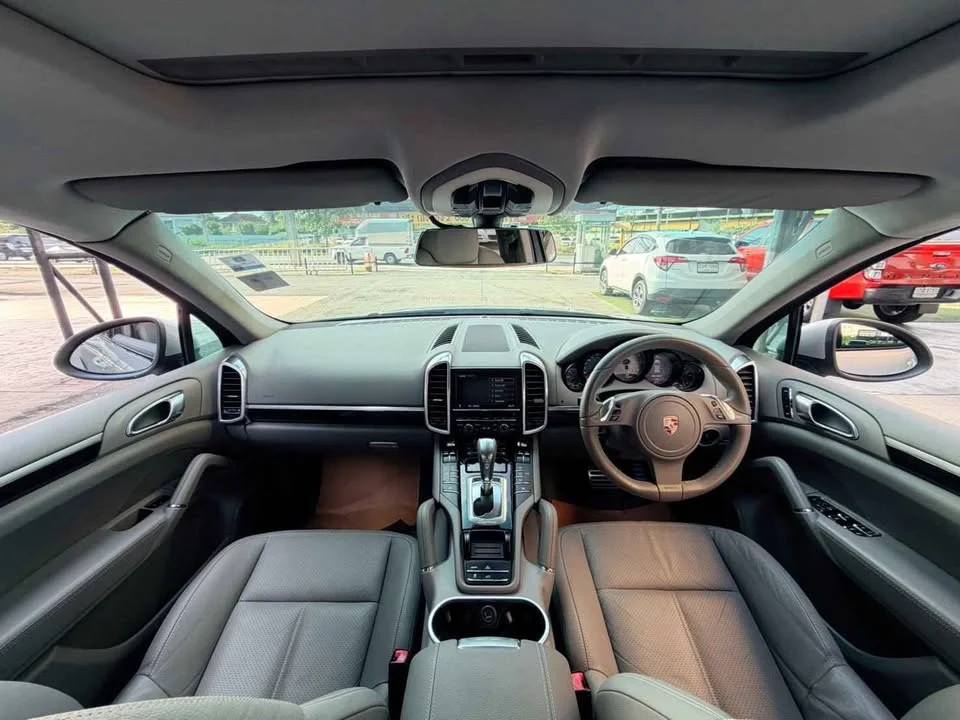 2011 Porsche Cayenne II 2