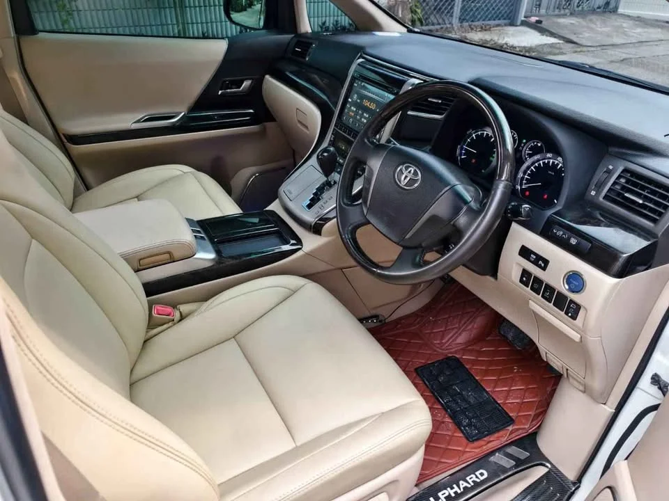 2013 Toyota Alphard, Vellfire II (AH20) 3