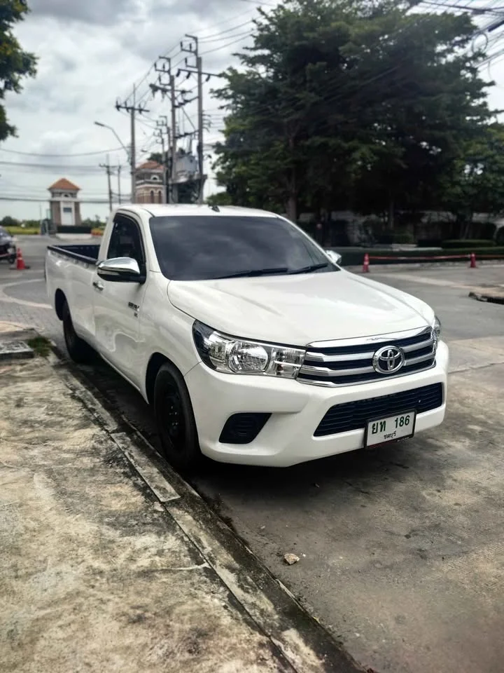 2017 Toyota Hilux VIII 3